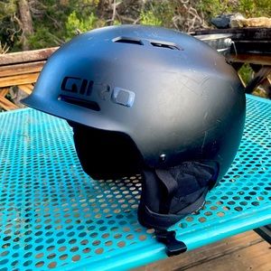 Giro Discord Snow Helmet